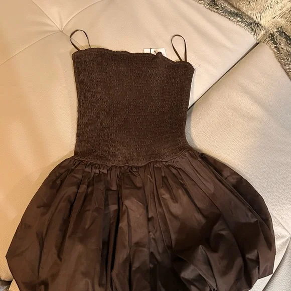 Princess Polly Bonjour Bubble Hem Mini Dress Brown NWT - Picture 3 of 4